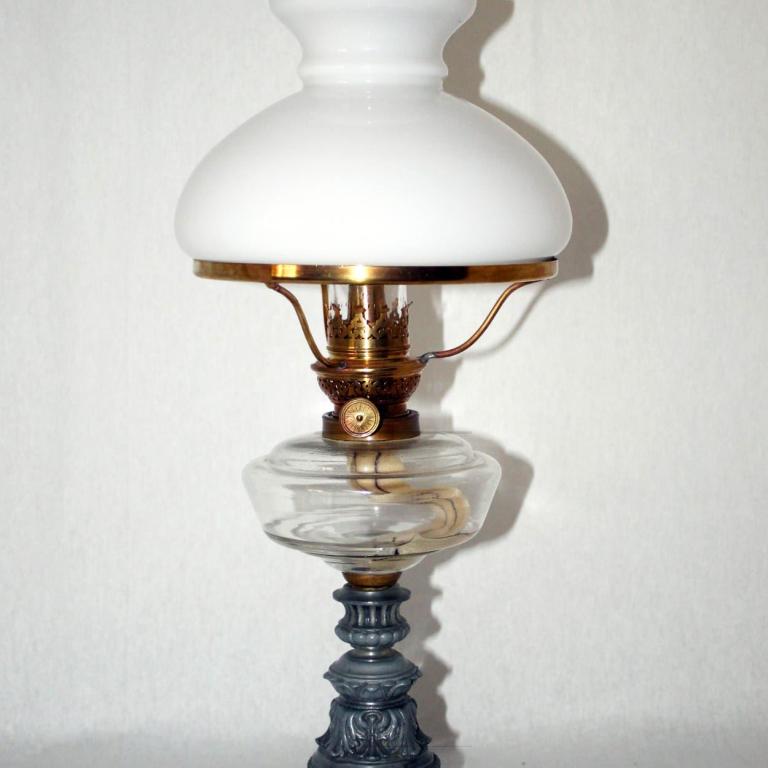 Tischlampen antik