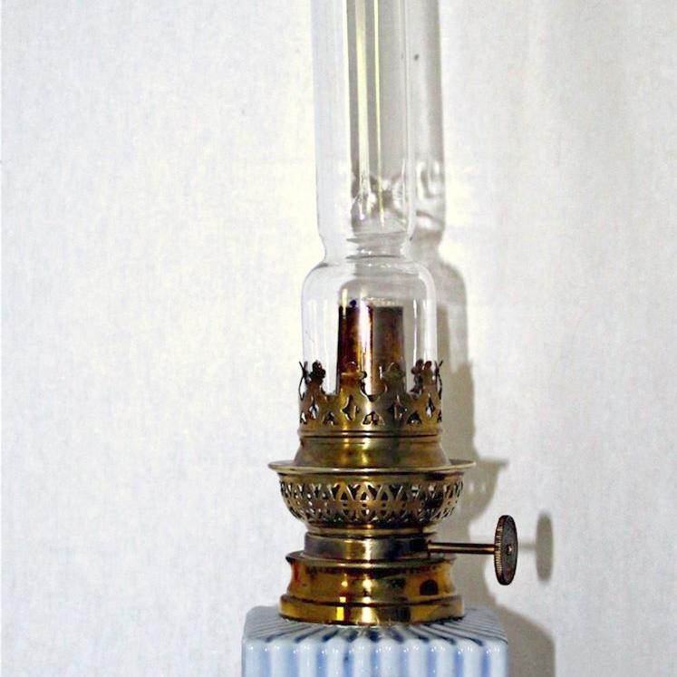 Tischlampen antik