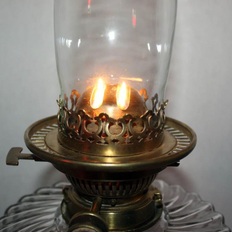 Tischlampen antik