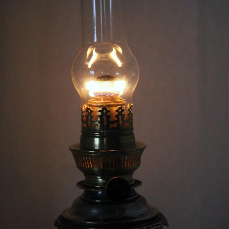 Tischlampen antik